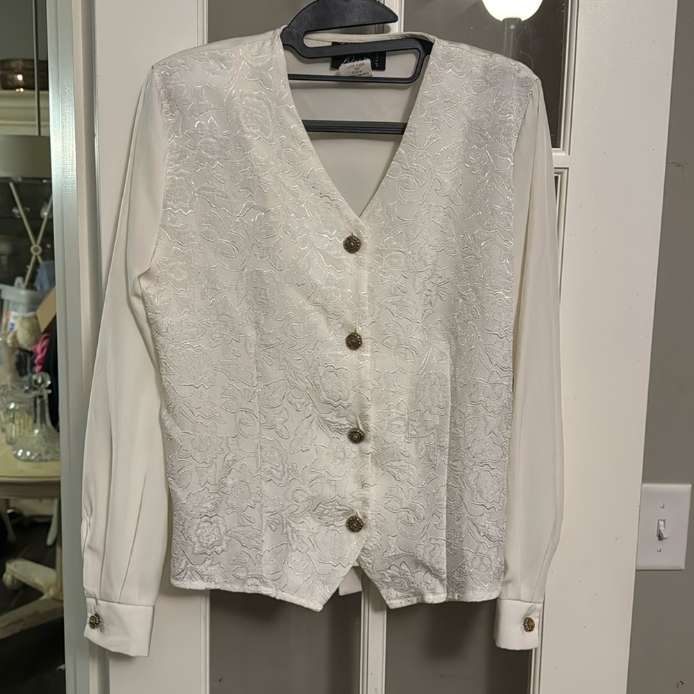 Michele Leslie Top